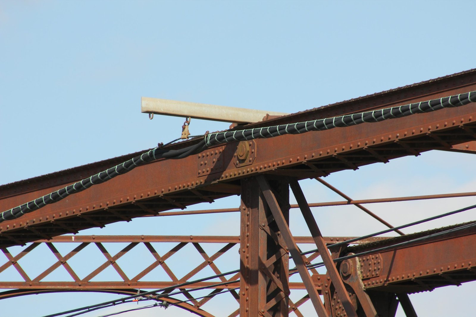 Upper connection